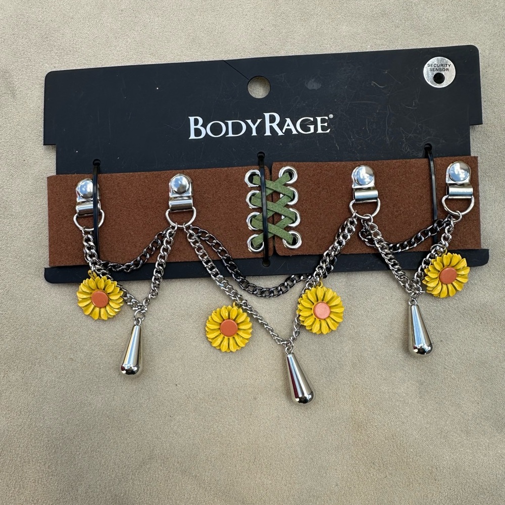 Body Rage Sunflower Necklace with Silver Chains